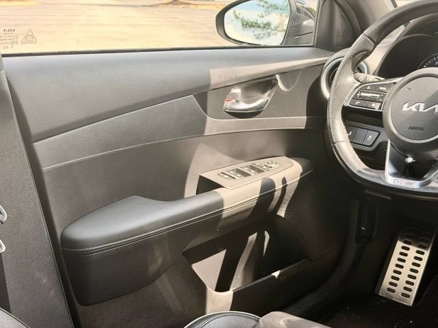 Used 2023 Kia Forte GT-Line w/ GT-Line Technology Package FWD image 21