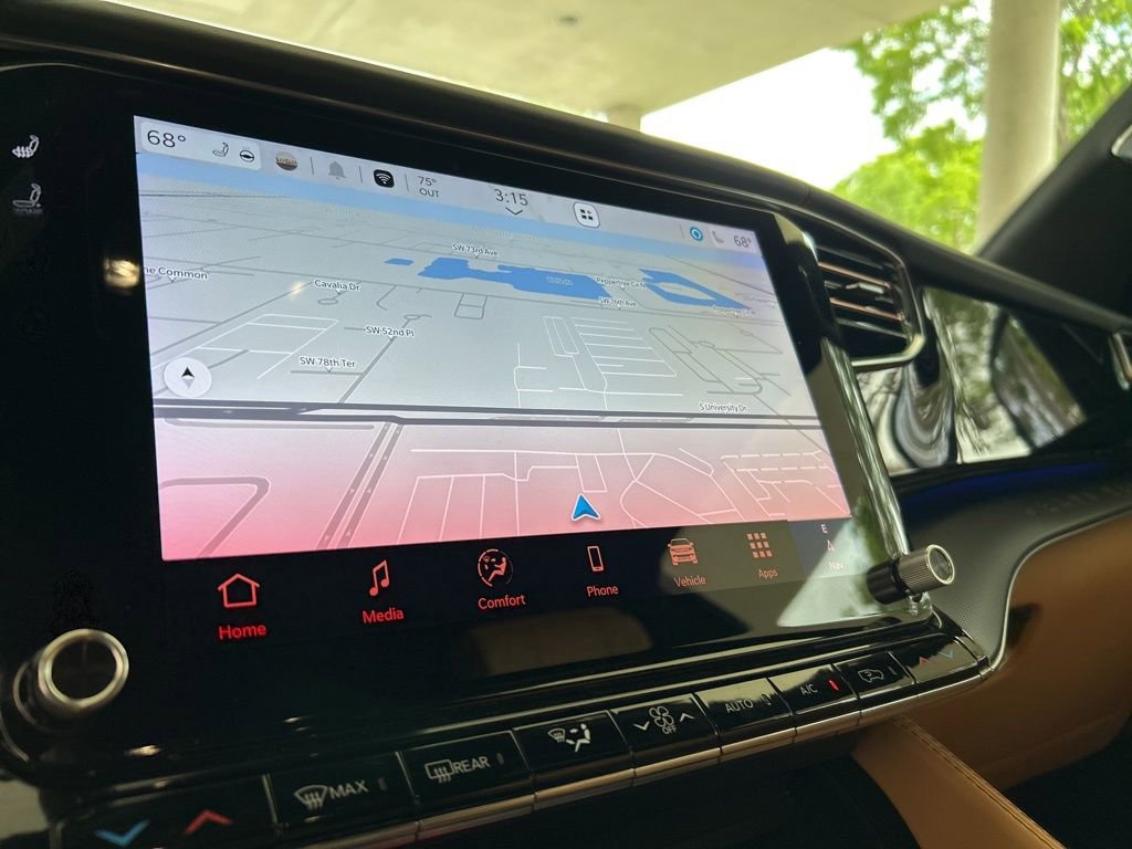 Used 2025 Jeep Grand Wagoneer L Series III w/ Rear Seat Video Group 1 image 10