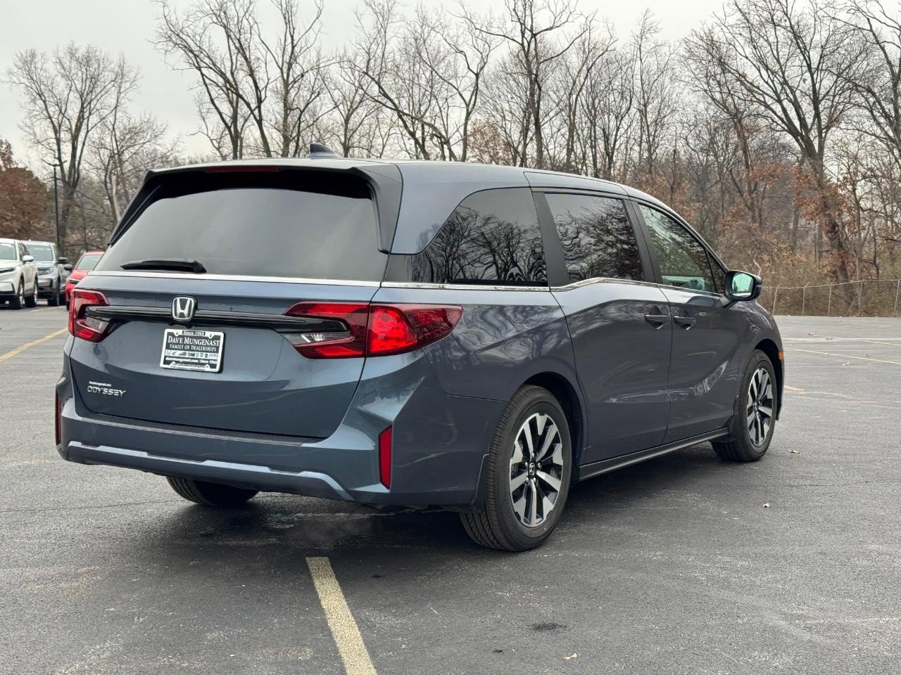 Certified 2026 Honda Odyssey EX-L image 3