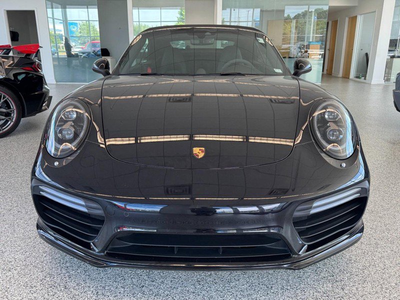 Used 2017 Porsche 911 4 Cabriolet AWD/4WD video 2
