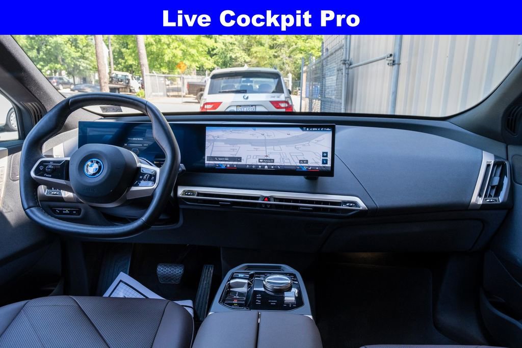 Used 2024 BMW iX xDrive50 w/ Sport Package AWD/4WD image 17
