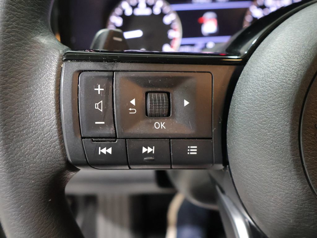 Used 2022 Nissan Pathfinder S AWD/4WD image 35