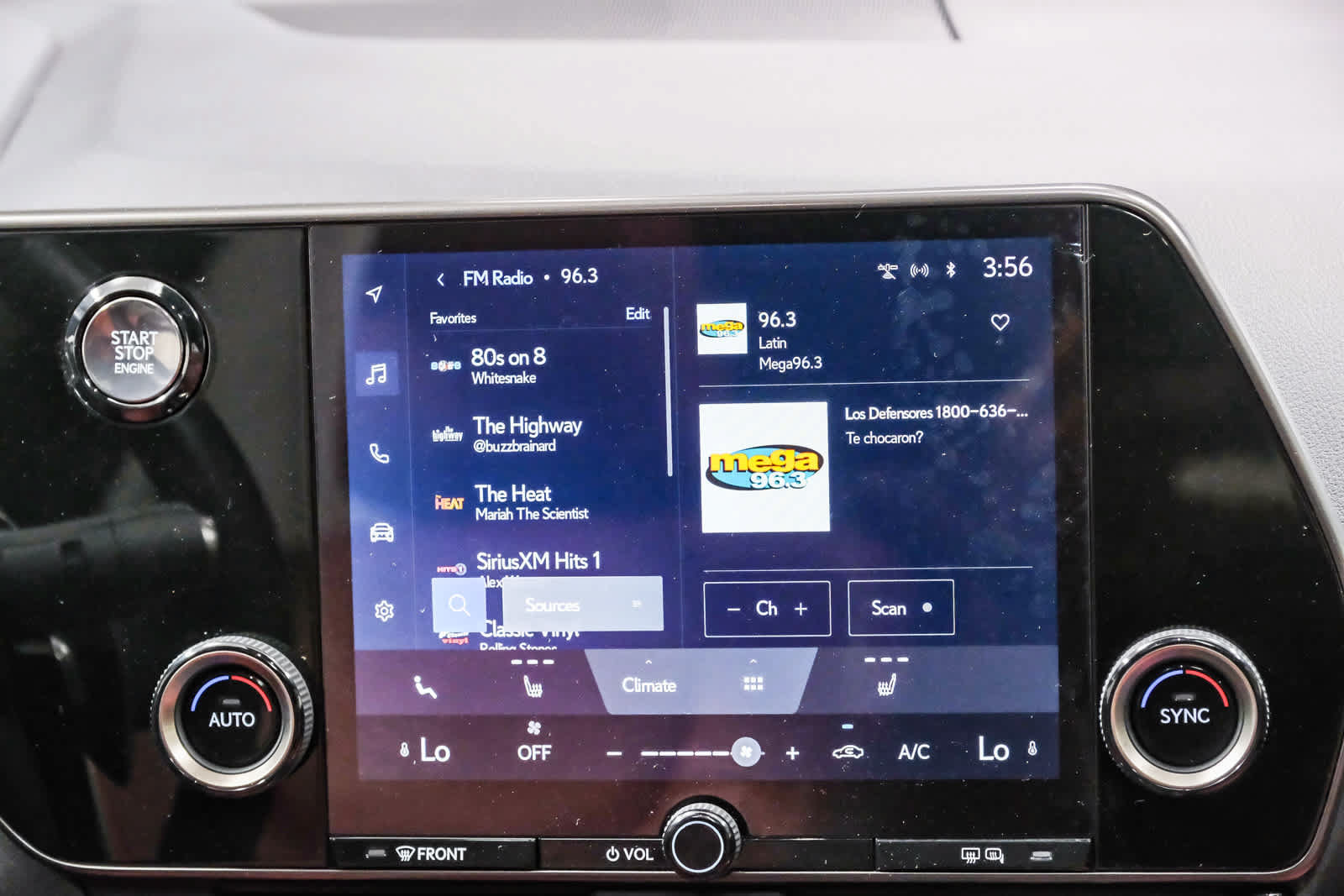 Used 2025 Lexus NX 250 FWD image 17
