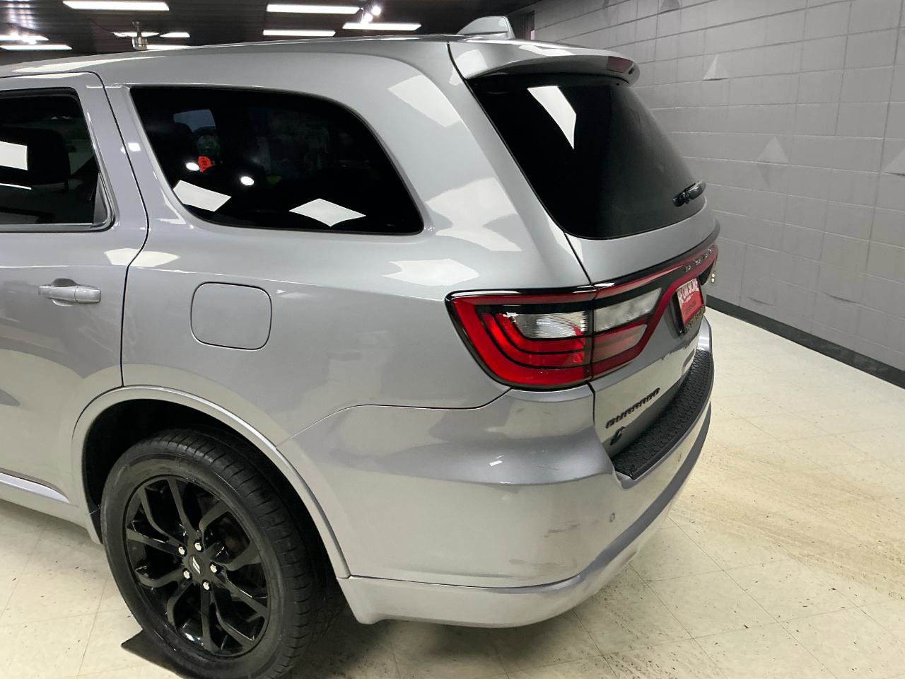 Used 2019 Dodge Durango GT w/ Blacktop Package AWD/4WD image 30