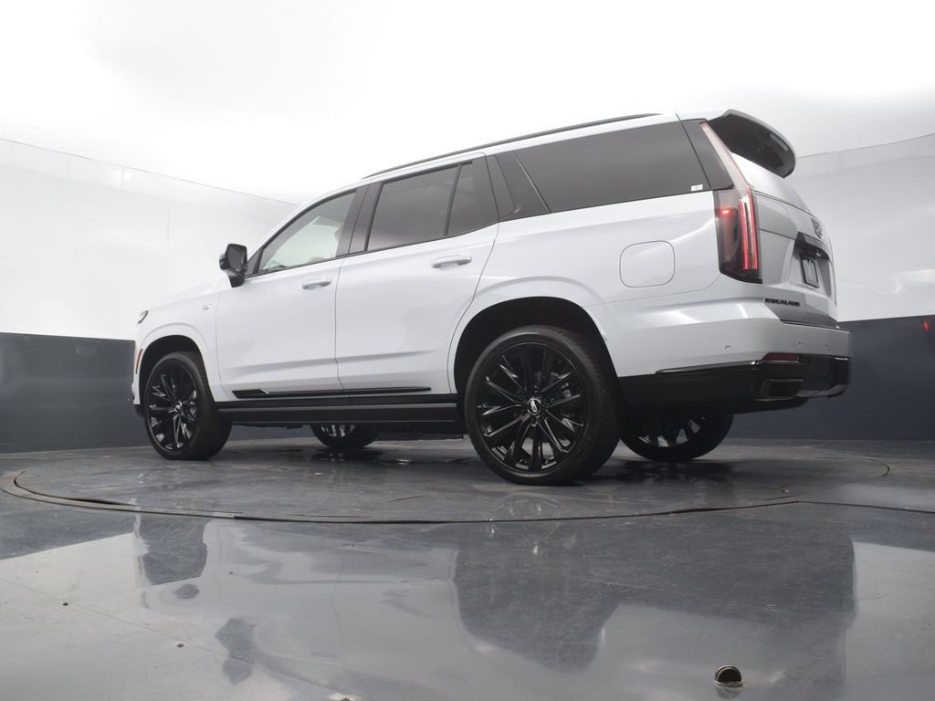 Certified 2026 Cadillac Escalade Platinum Sport w/ LPO, ONYX Package AWD/4WD image 56