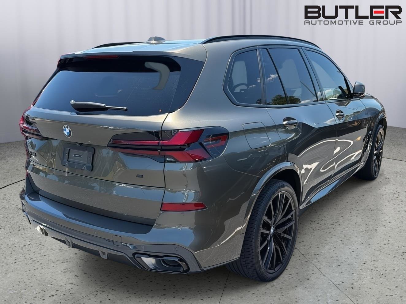 Certified 2025 BMW X5 sDrive40i w/ M Sport Package RWD image 8