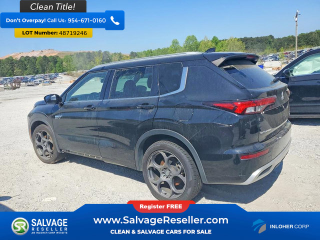 Used 2023 Mitsubishi Outlander SEL 40th Anniversary AWD/4WD image 3