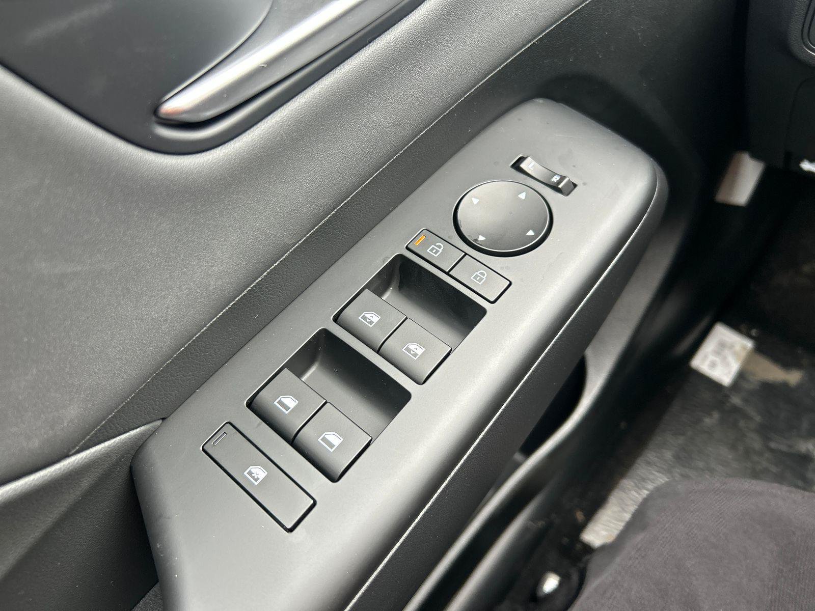 New 2026 Hyundai Kona SEL Premium AWD/4WD image 11