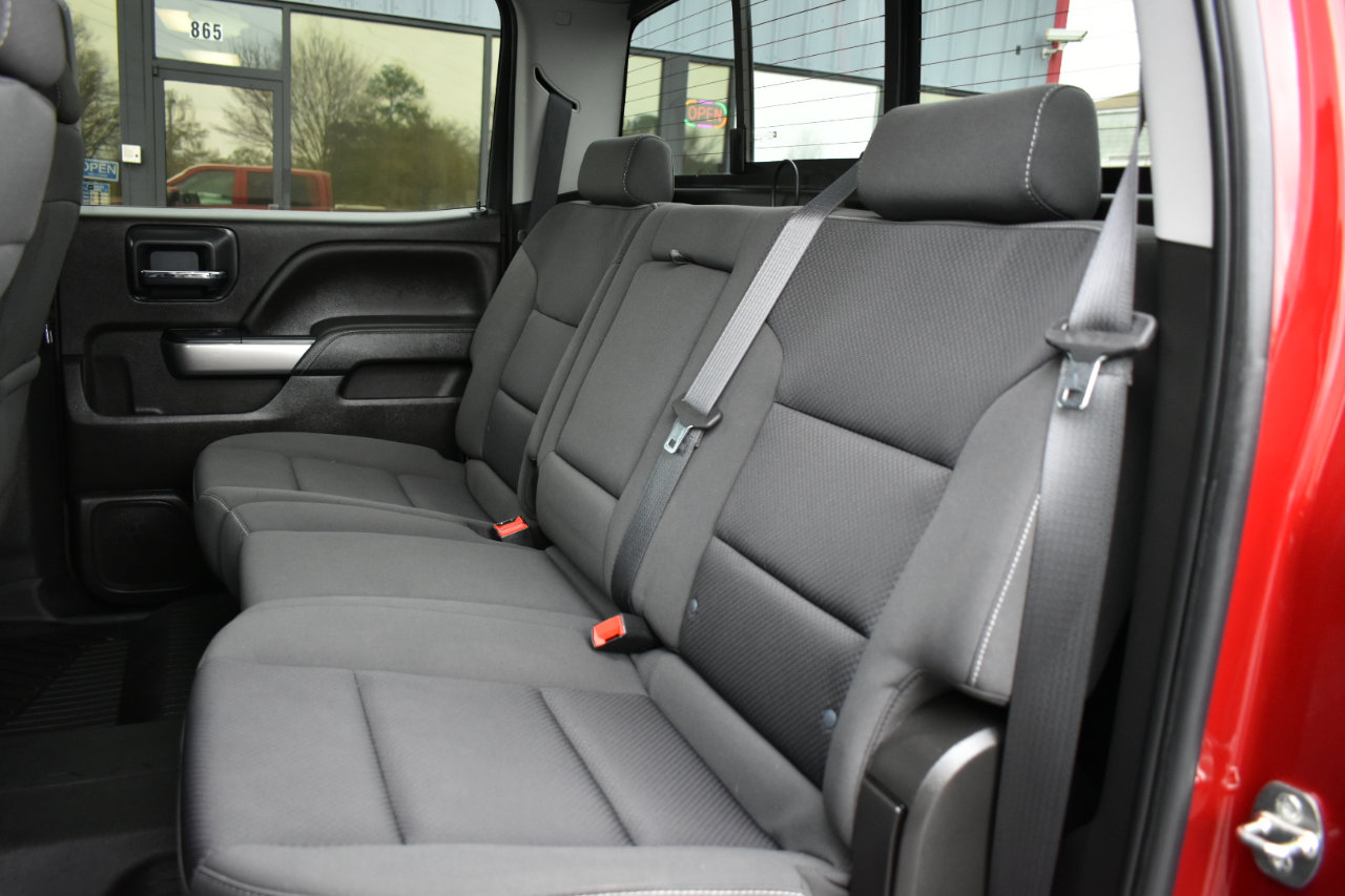 Used 2018 Chevrolet Silverado 1500 LT w/ All Star Edition image 26