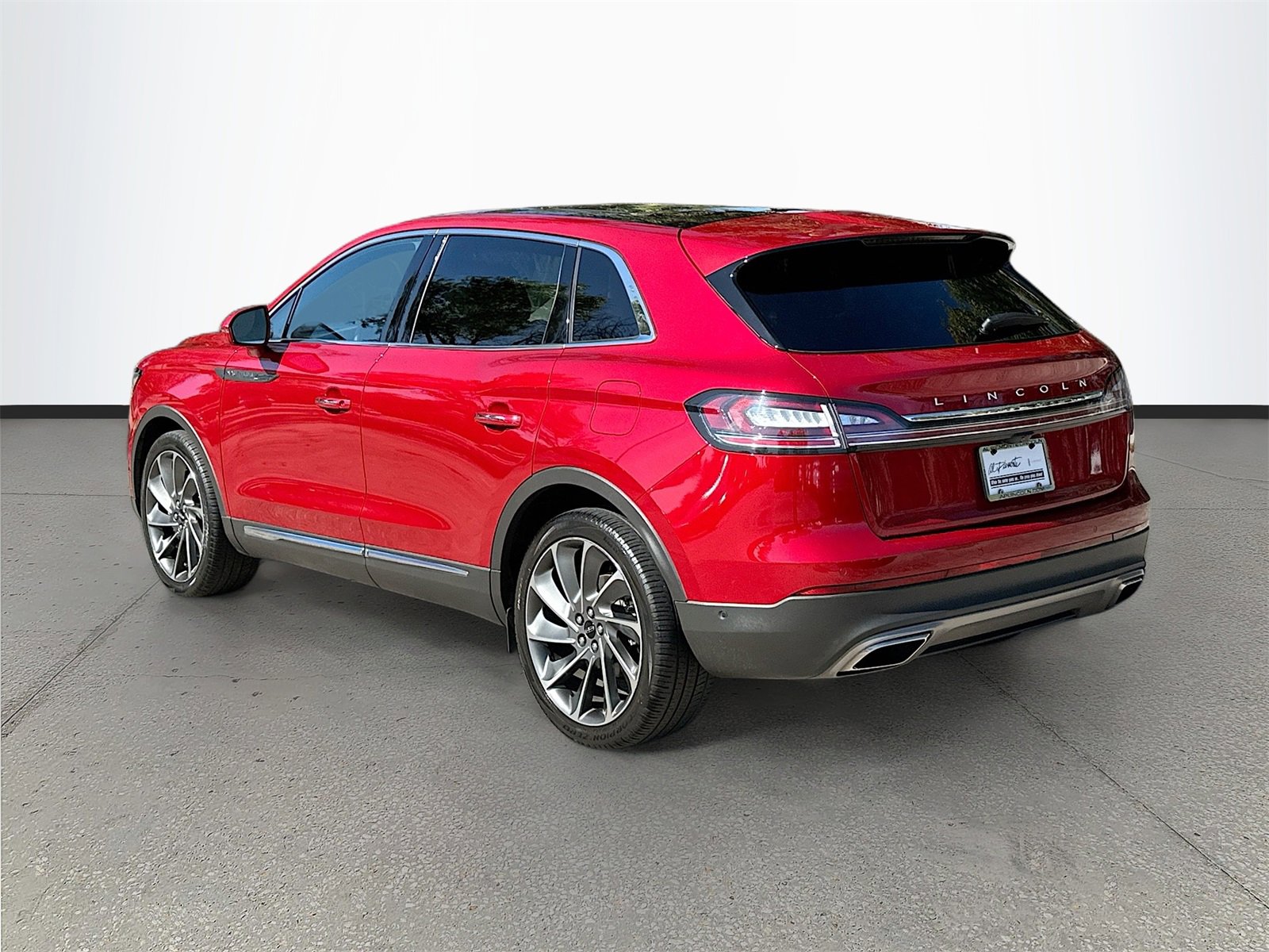 Used 2020 Lincoln Nautilus Reserve w/ Equipment Group 201A image 5