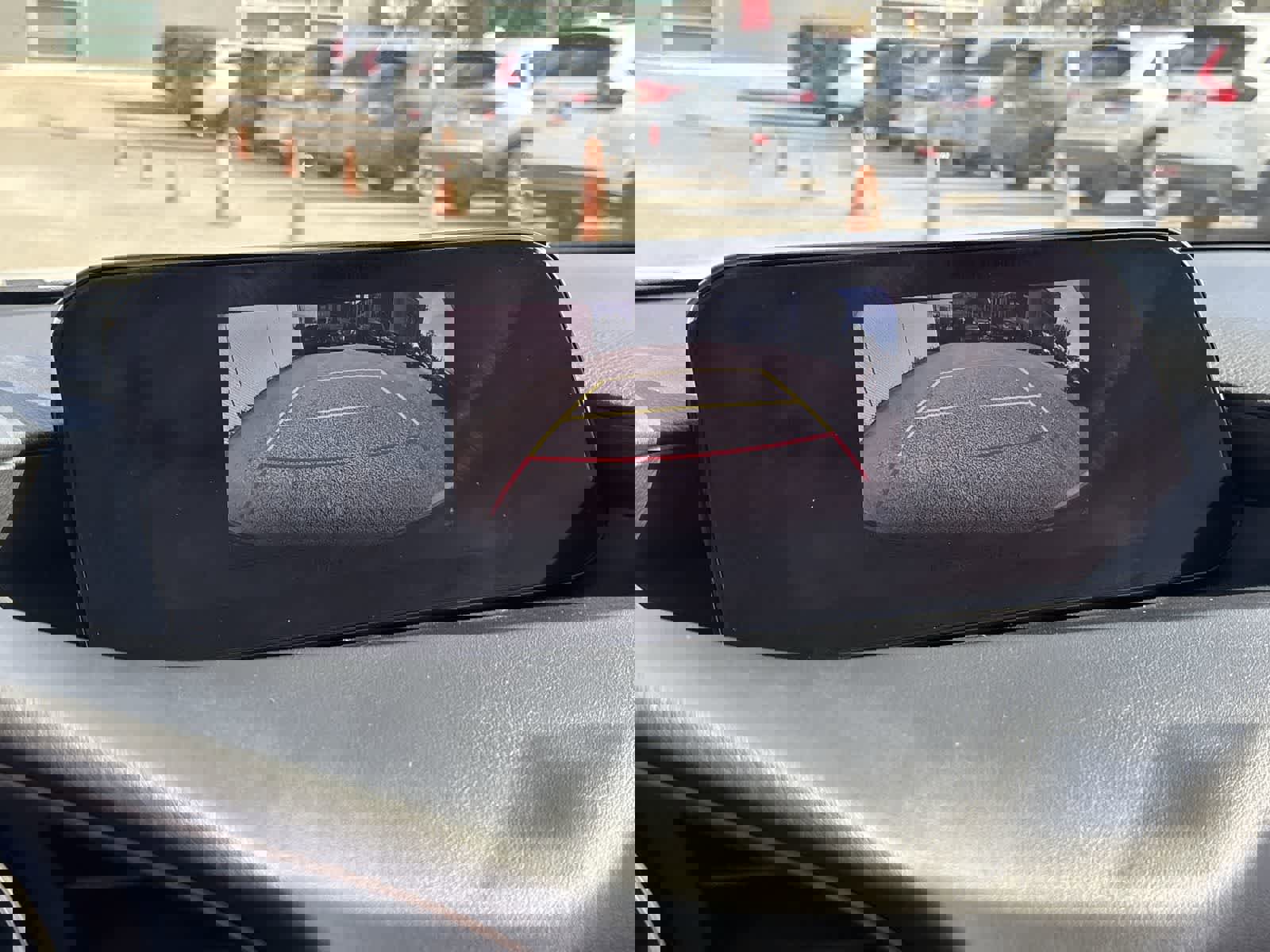 Used 2020 MAZDA MAZDA3 Sedan image 26