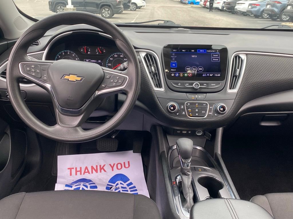 Used 2024 Chevrolet Malibu LT image 9