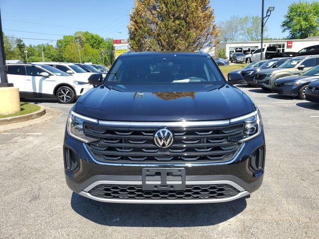 Used 2025 Volkswagen Atlas Cross Sport SEL image 2