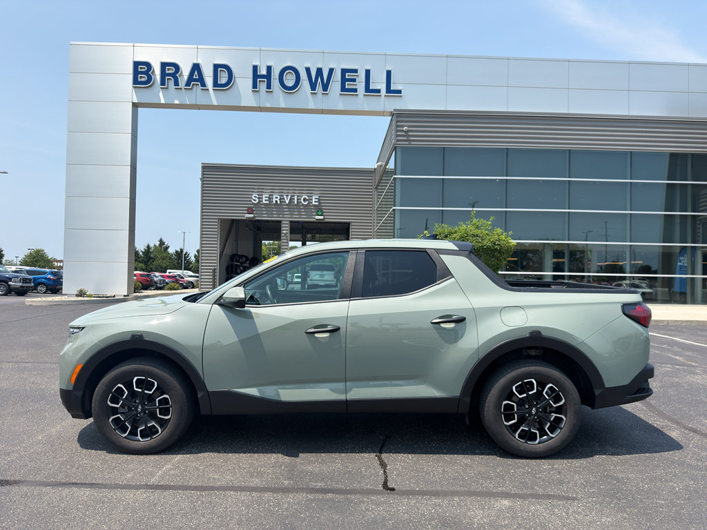 Used 2023 Hyundai Santa Cruz SEL AWD/4WD image 1