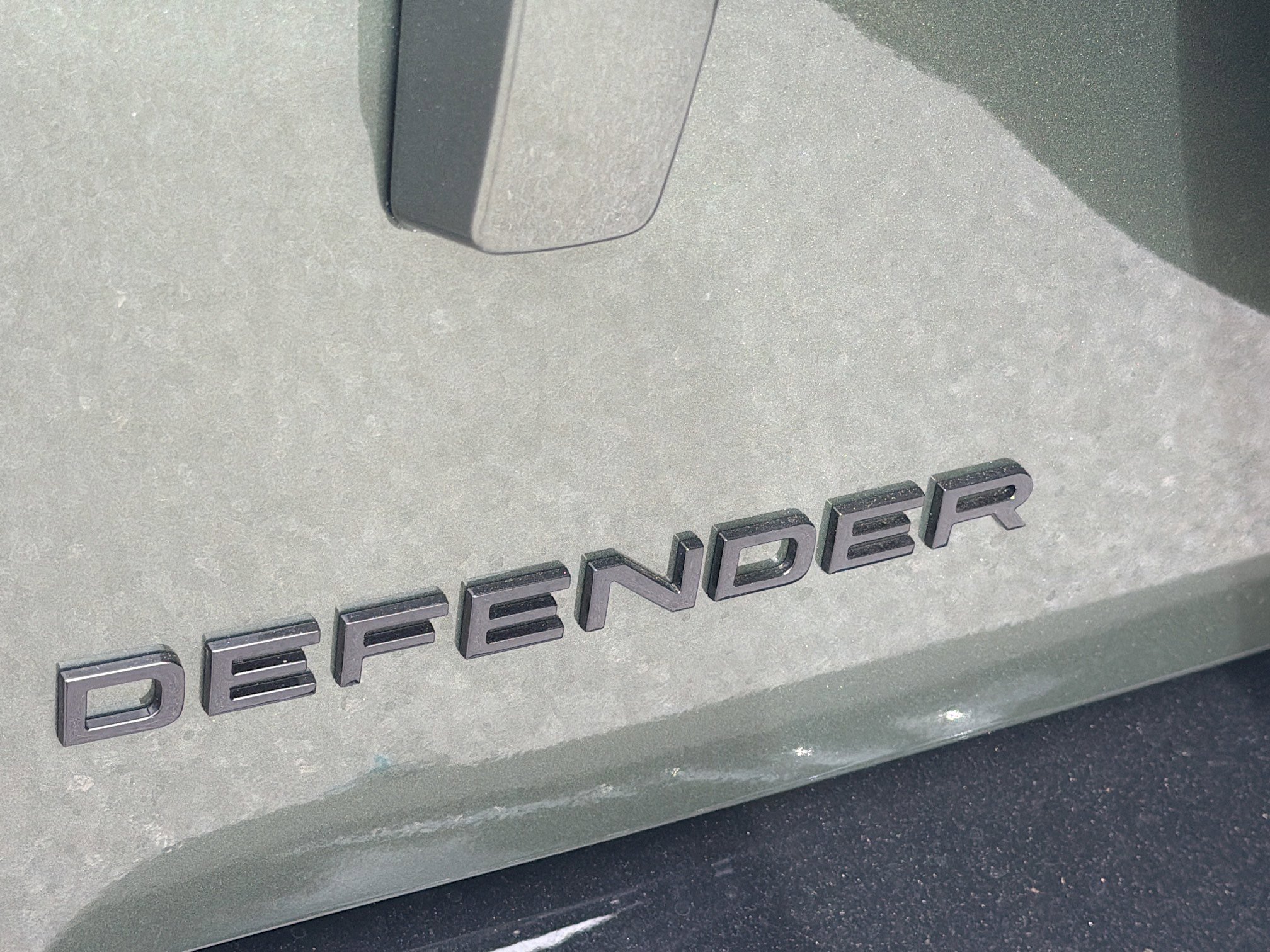 New 2026 Land Rover Defender 110 X-Dynamic SE AWD/4WD image 11
