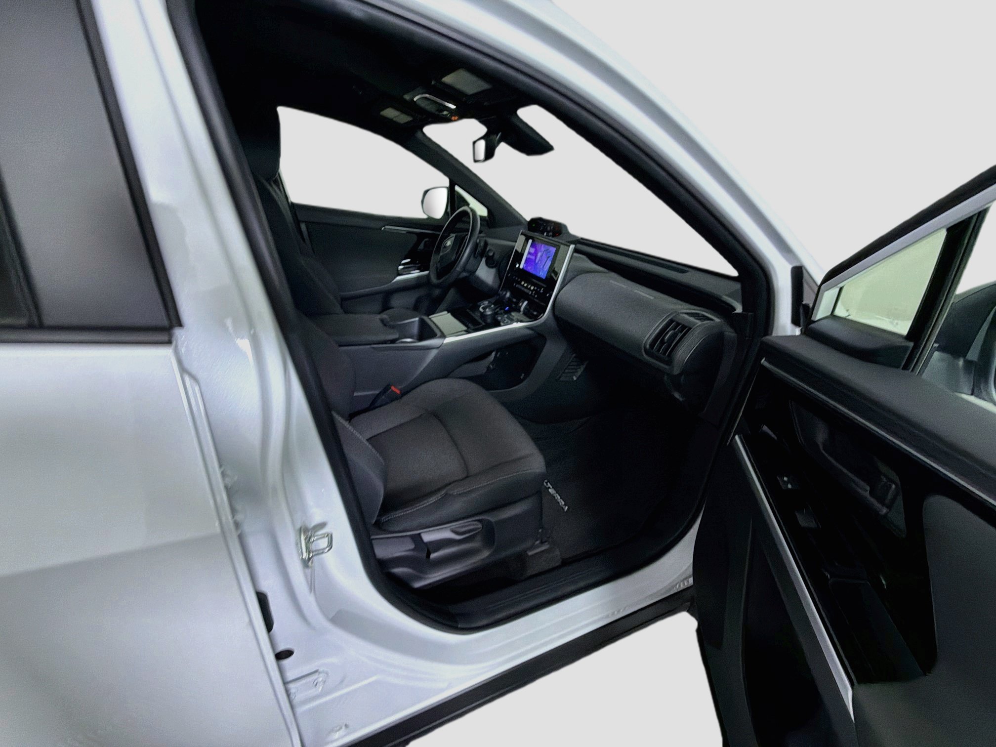Used 2023 Subaru Solterra AWD image 30