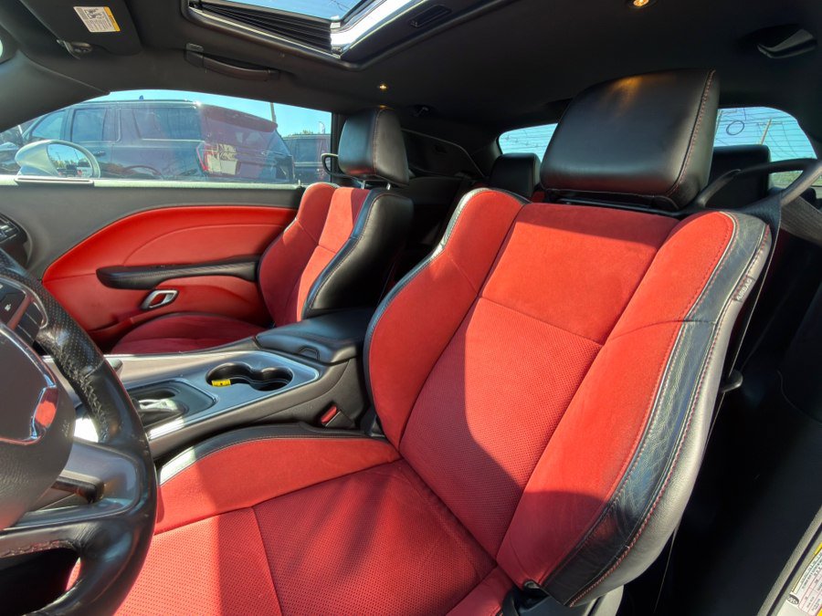 Used 2019 Dodge Challenger R/T w/ Plus Package RWD image 27