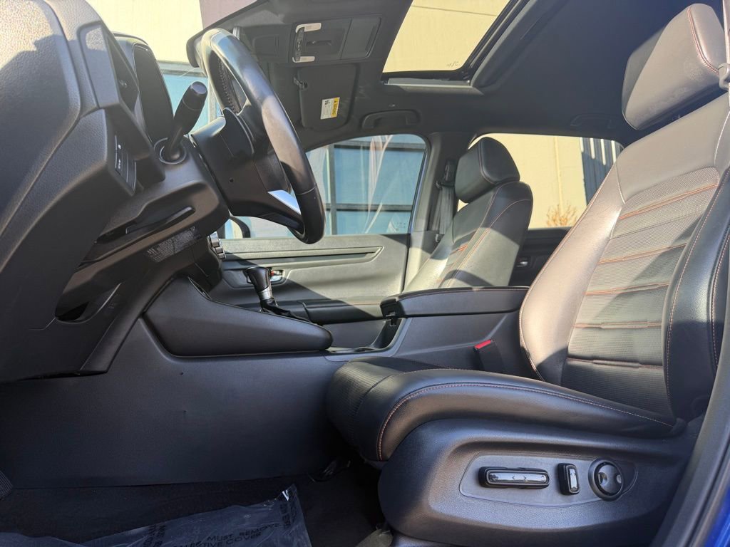 Used 2025 Honda CR-V Sport-L image 11