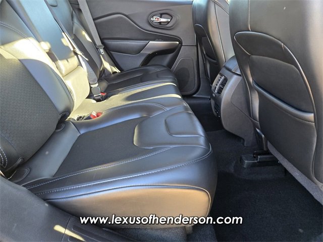 Used 2020 Jeep Cherokee Latitude Plus image 14