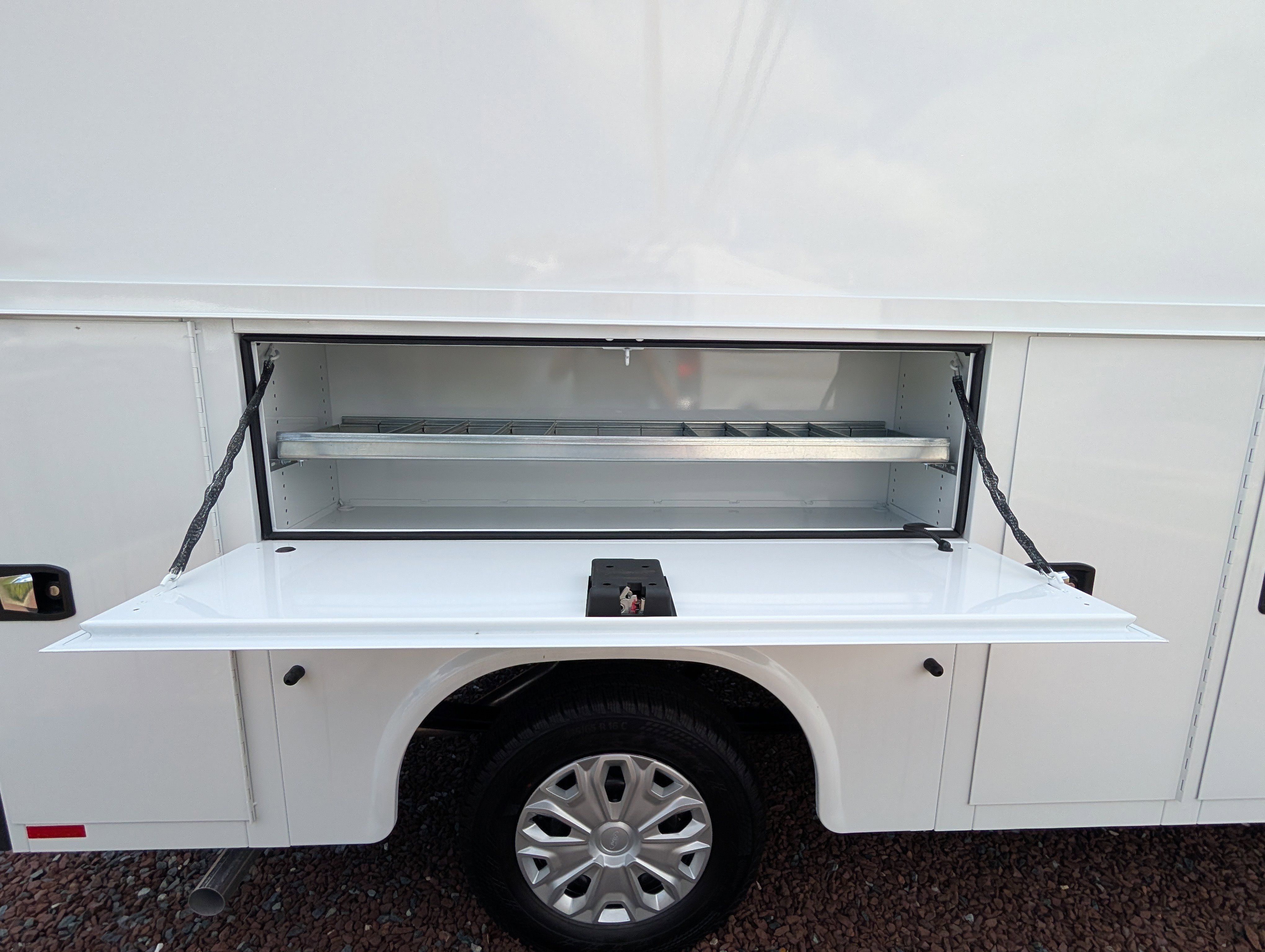 New 2025 Ford Transit 350 w/ Interior Upgrade Package image 10