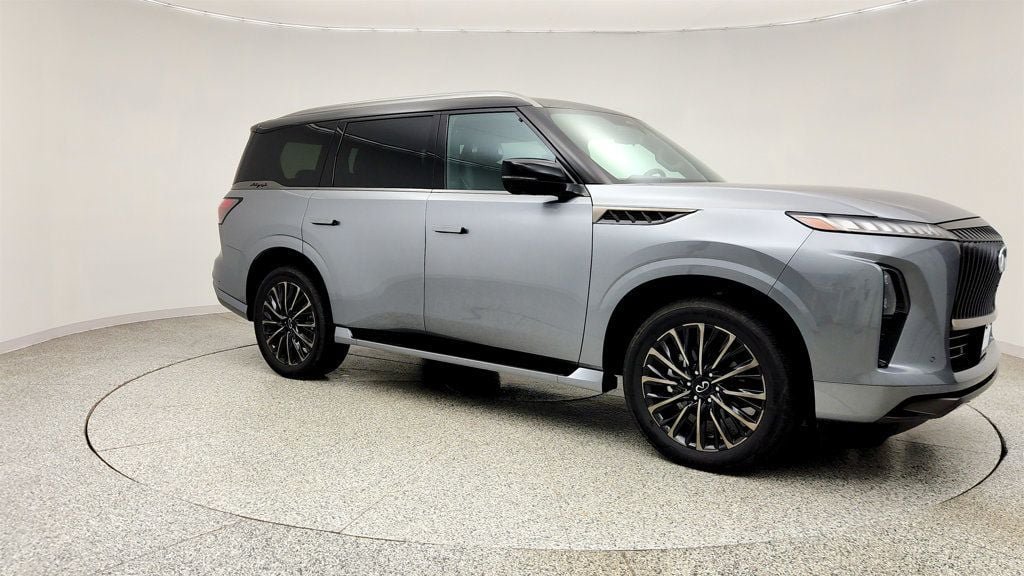Used 2025 INFINITI QX80 Autograph AWD/4WD image 3