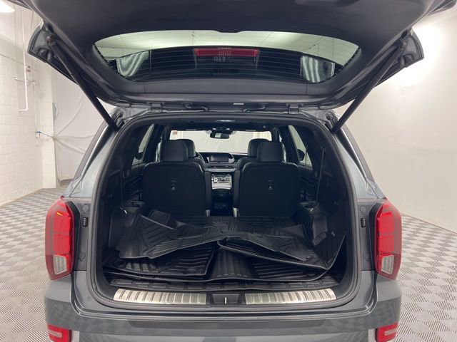 Used 2020 Hyundai Palisade Limited image 8