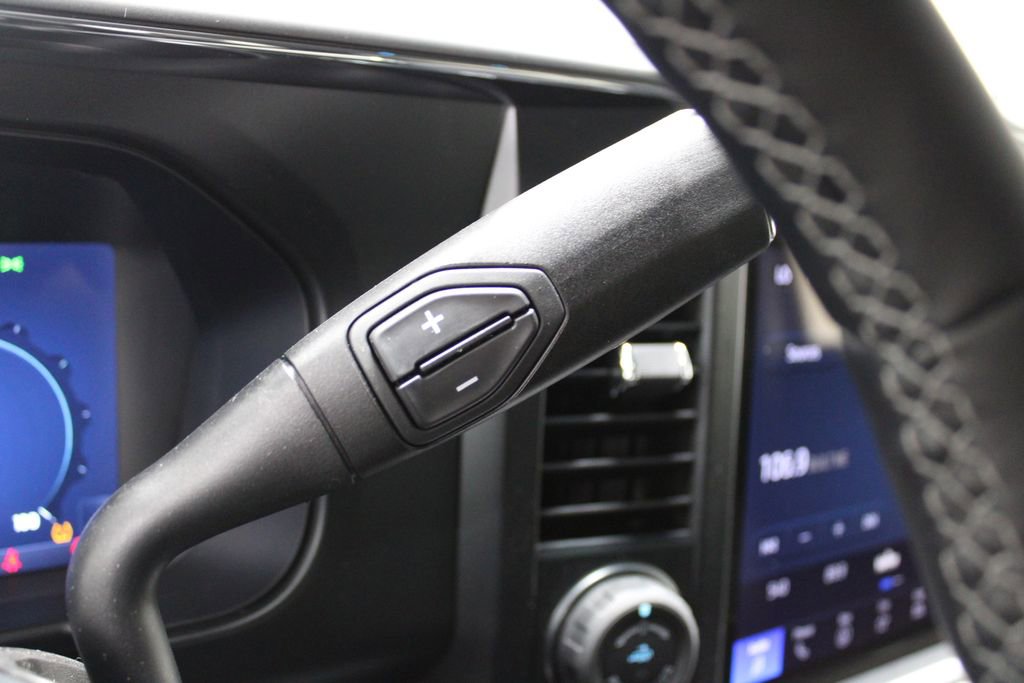 New 2025 Ford F350 Lariat w/ Lariat Ultimate Package image 38