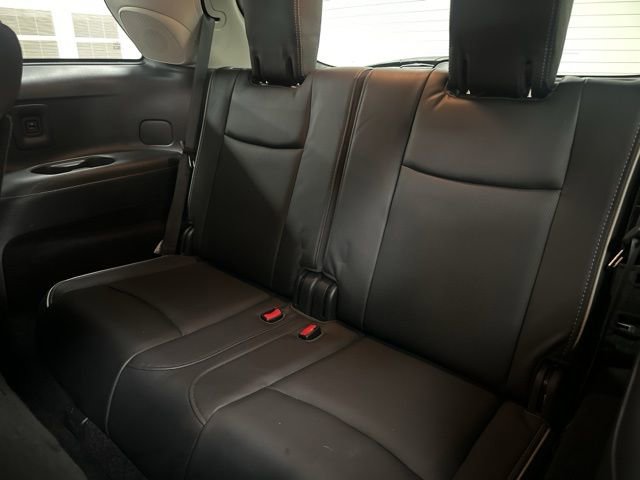 Used 2019 INFINITI QX60 Luxe w/ Essential Package image 23