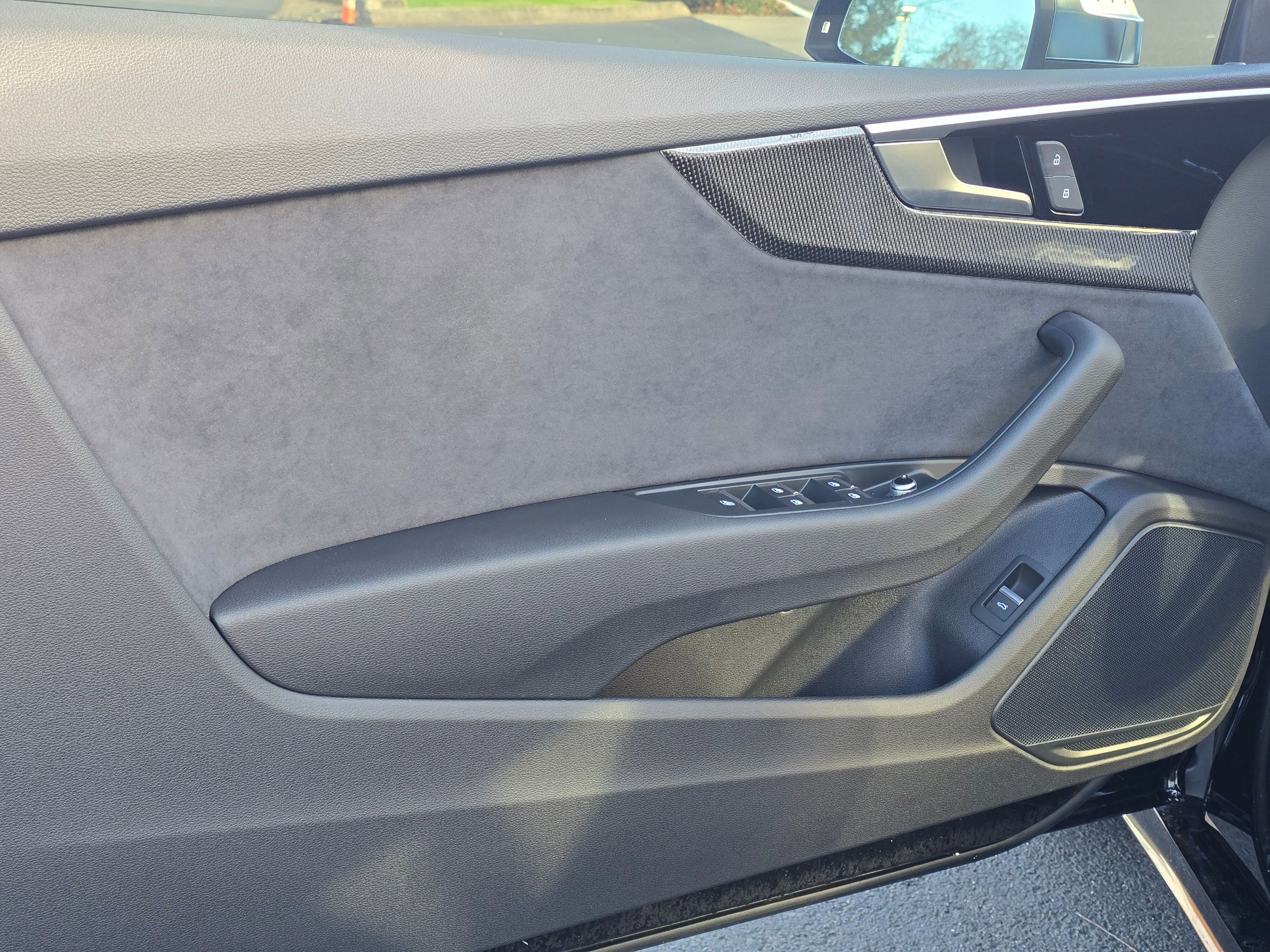 Used 2024 Audi S5 Premium image 31