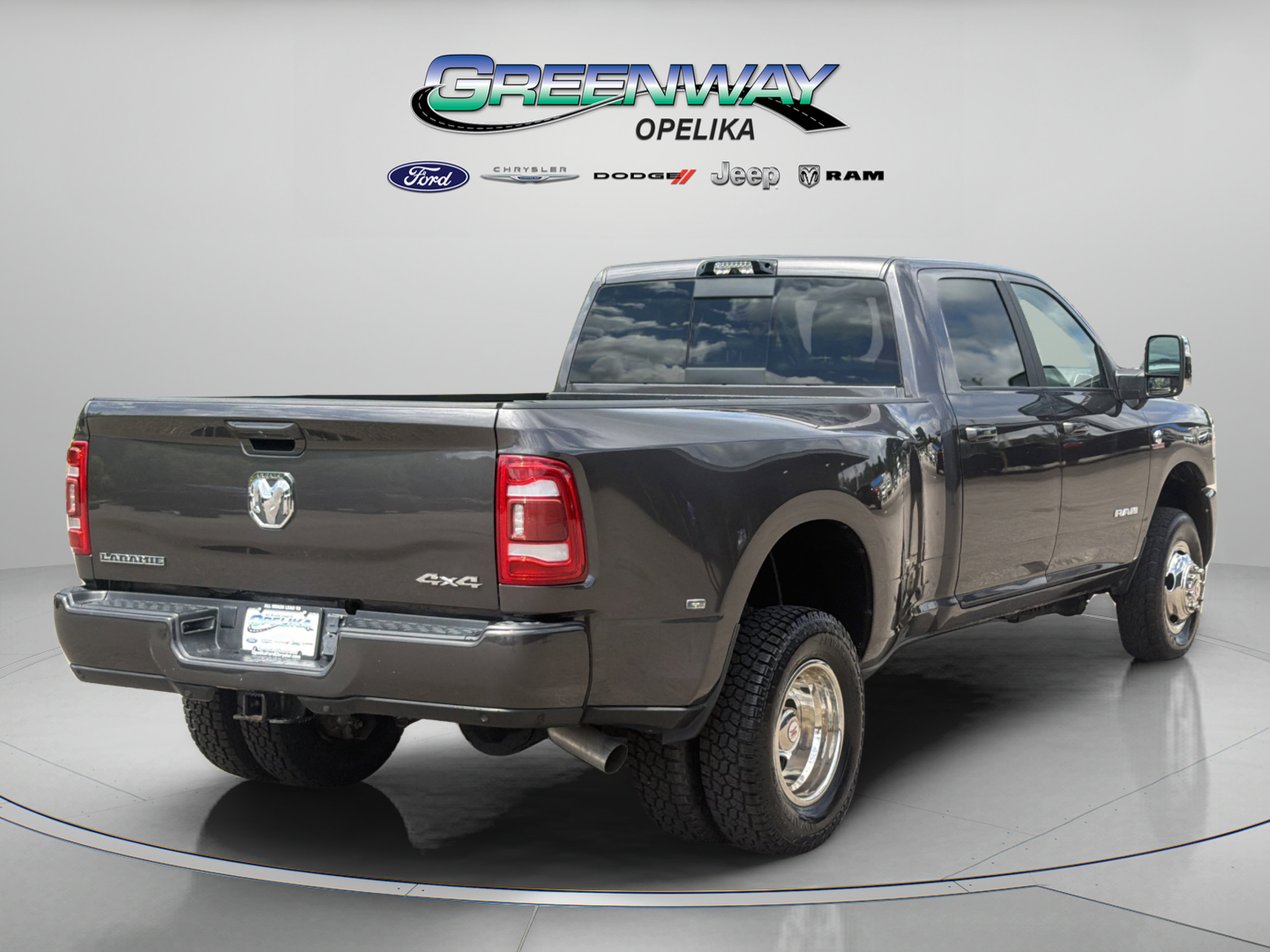 Used 2024 RAM 3500 Laramie AWD/4WD image 7