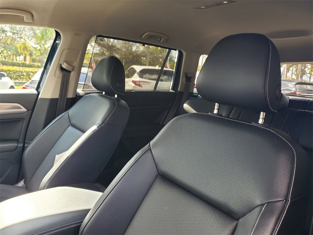 Used 2021 Volkswagen Atlas SE image 18