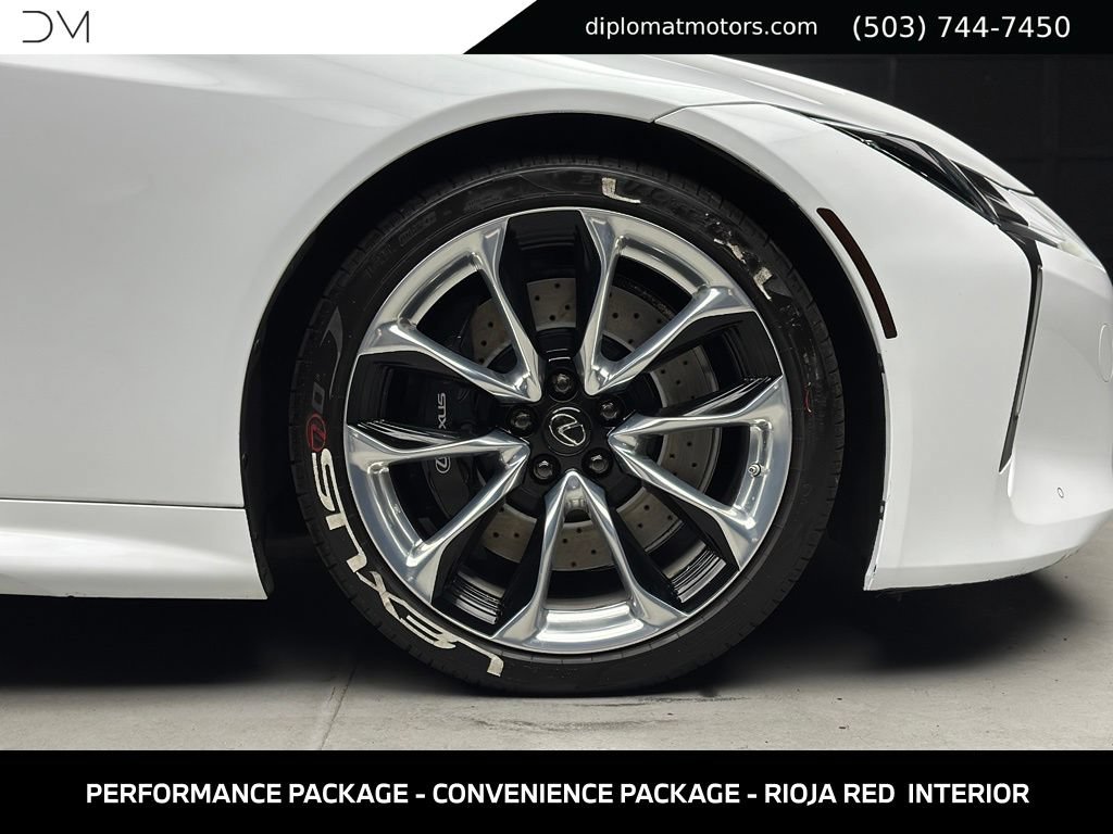 Used 2018 Lexus LC 500 Coupe w/ Performance Package RWD image 32