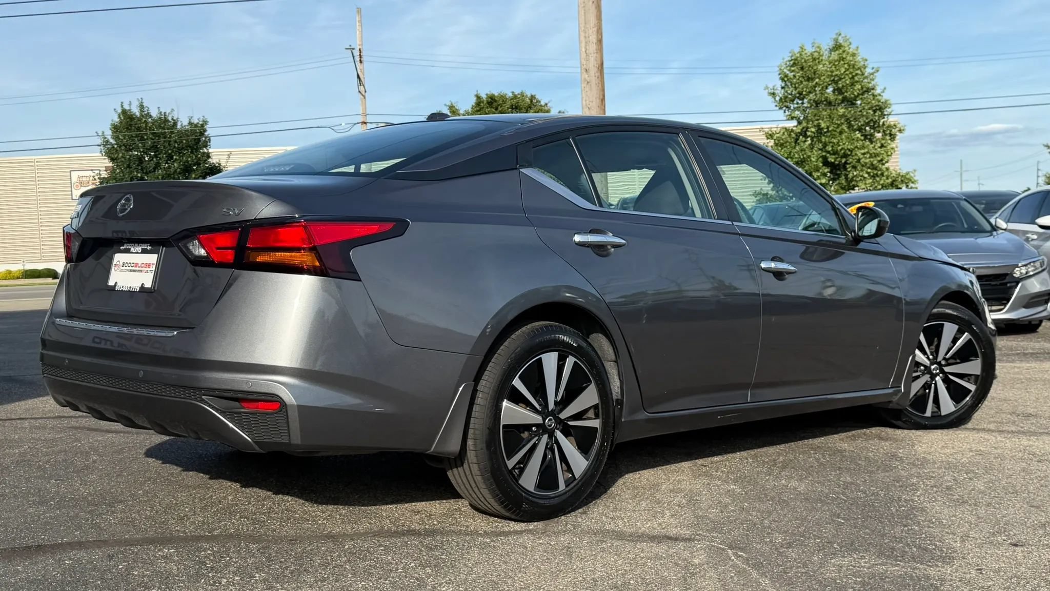 Used 2022 Nissan Altima 2.5 SV FWD image 12
