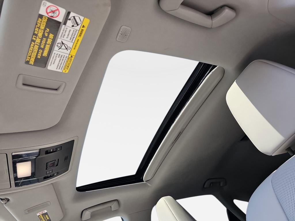 Certified 2022 Lexus RX 450h AWD w/ Premium Package image 33