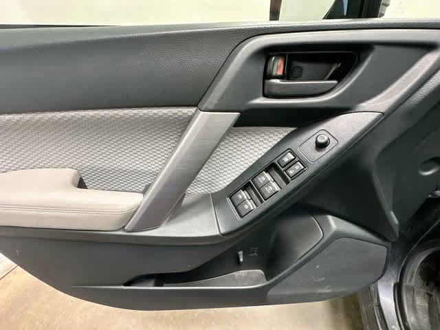 Used 2018 Subaru Forester 2.5i Premium w/ All-Weather Package AWD/4WD image 16