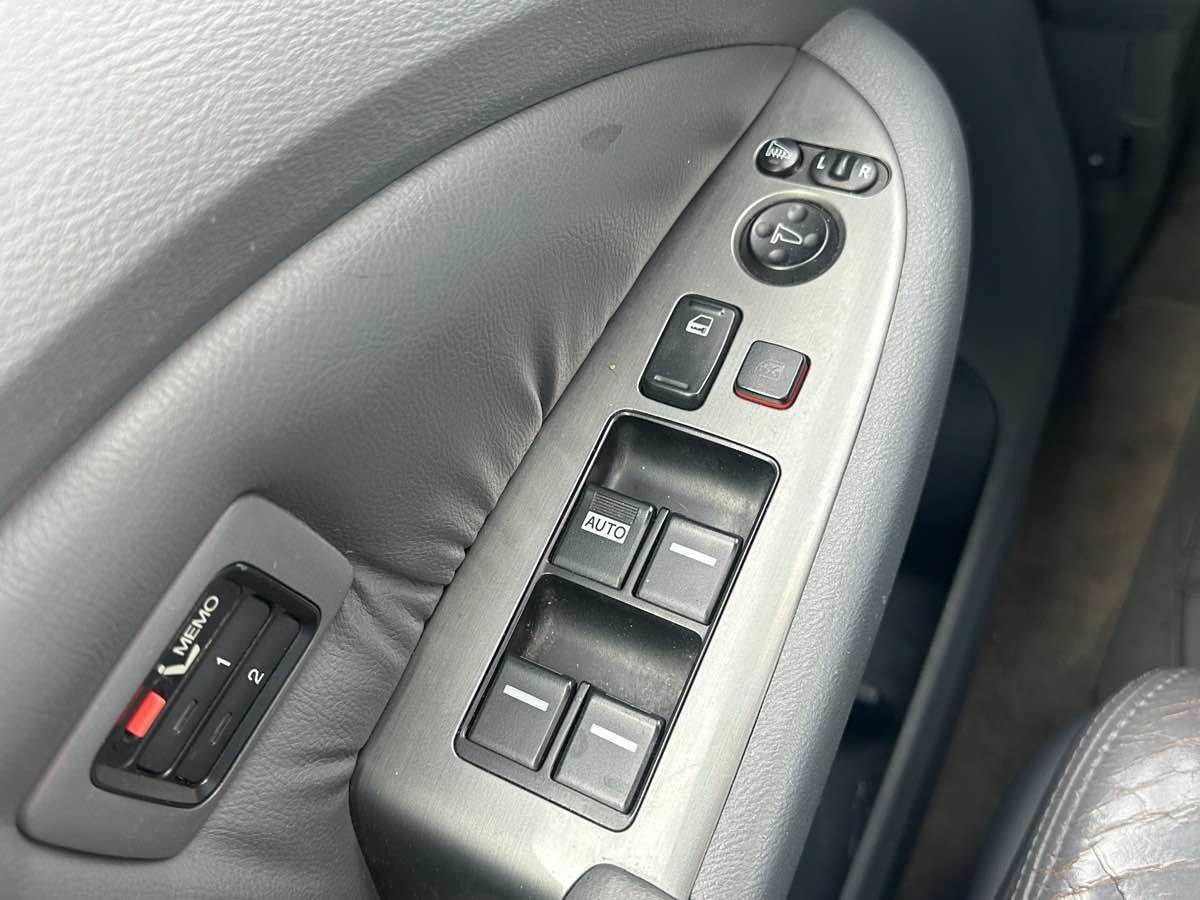 Used 2005 Honda Odyssey Touring image 16