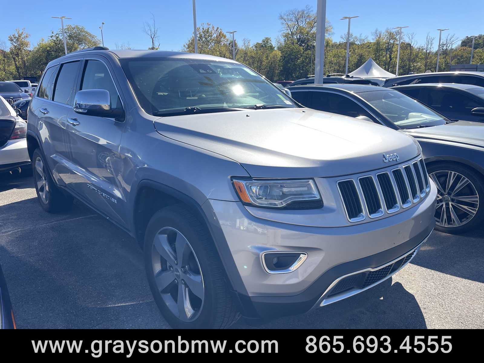 Used 2016 Jeep Grand Cherokee Limited w/ Luxury Group II AWD/4WD image 1