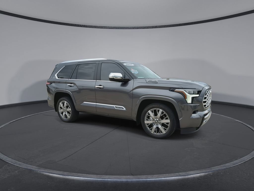 Used 2025 Toyota Sequoia Capstone image 2