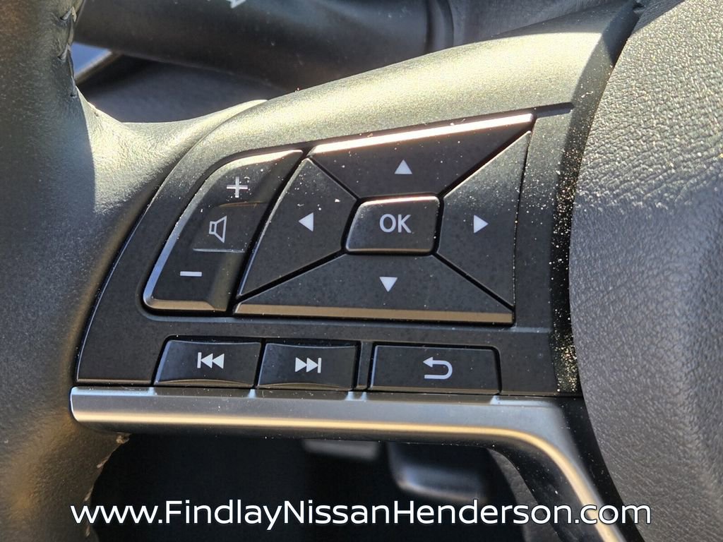 Used 2025 Nissan Sentra SV w/ SV Premium Package image 30