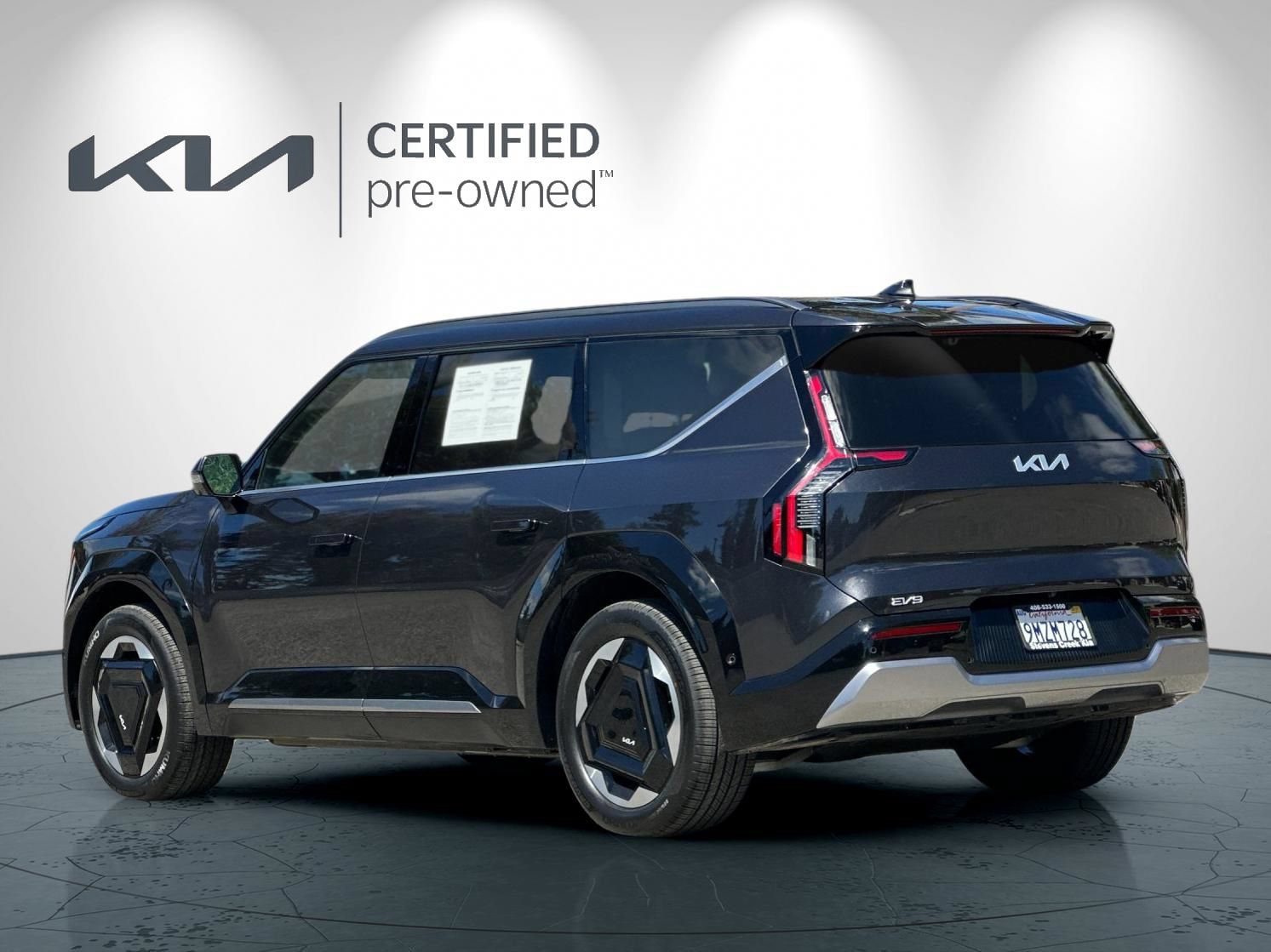 Certified 2024 Kia EV9 Land AWD/4WD image 6