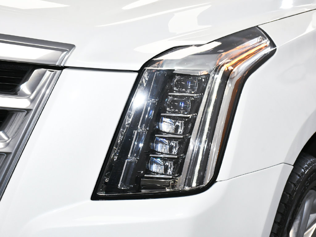 Used 2020 Cadillac Escalade Luxury AWD/4WD image 83