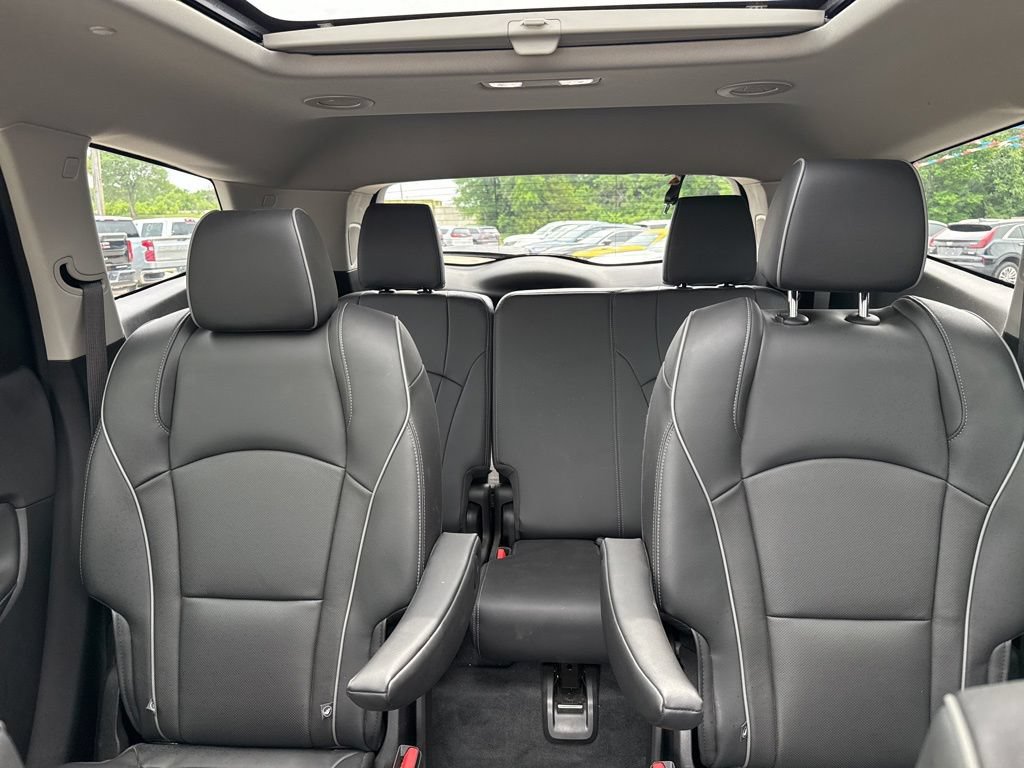 Used 2021 Buick Enclave Avenir w/ Avenir Technology Package AWD/4WD image 22