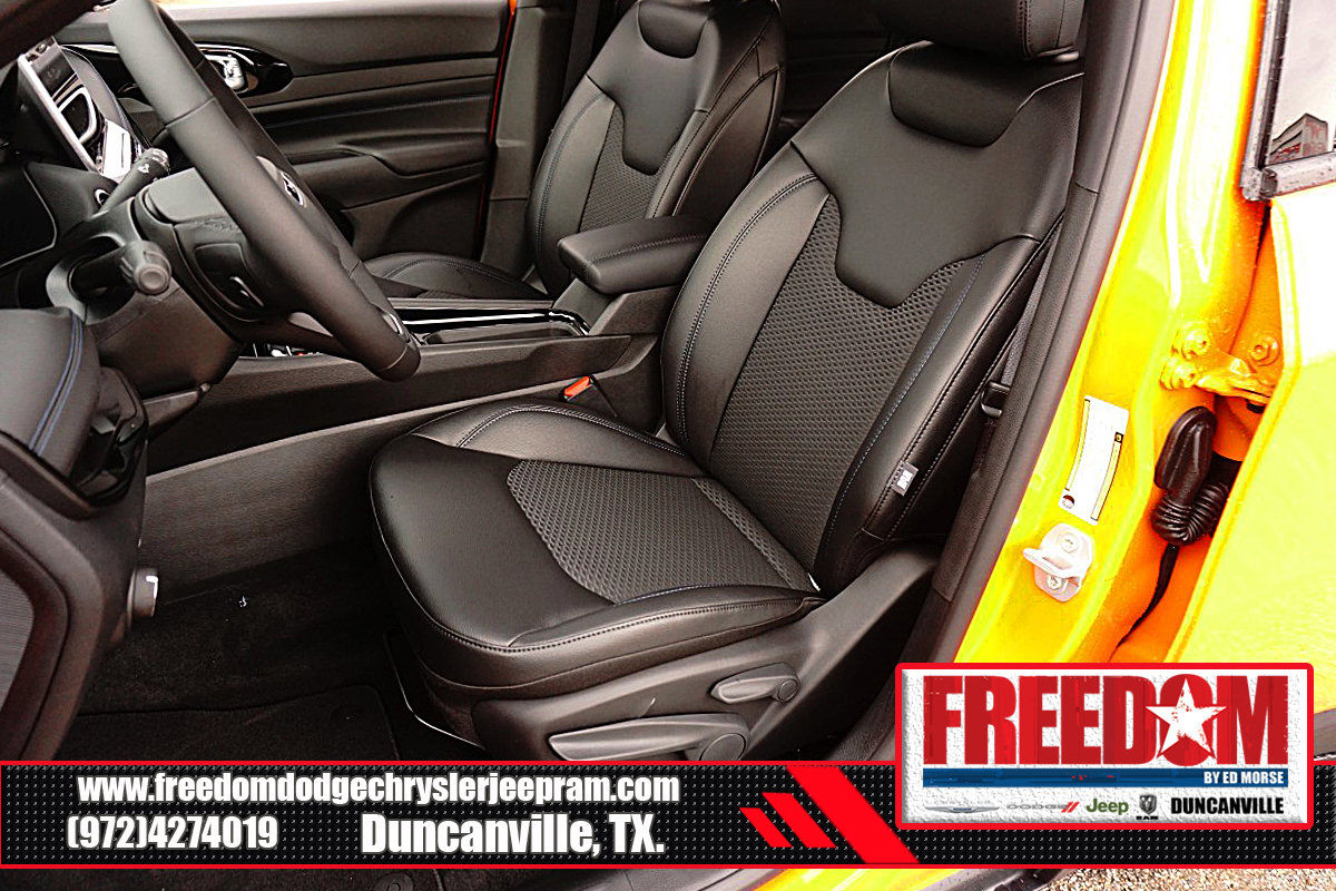 New 2026 Jeep Compass Latitude AWD/4WD image 13