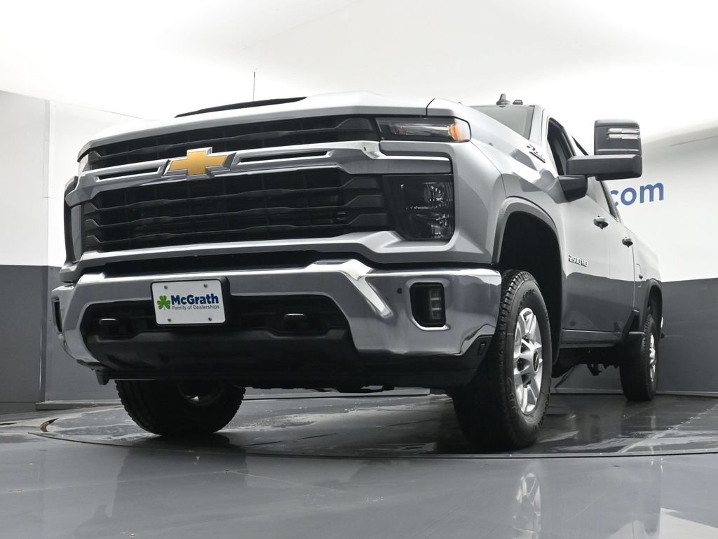 New 2026 Chevrolet Silverado 2500 LT w/ Convenience Package AWD/4WD image 7