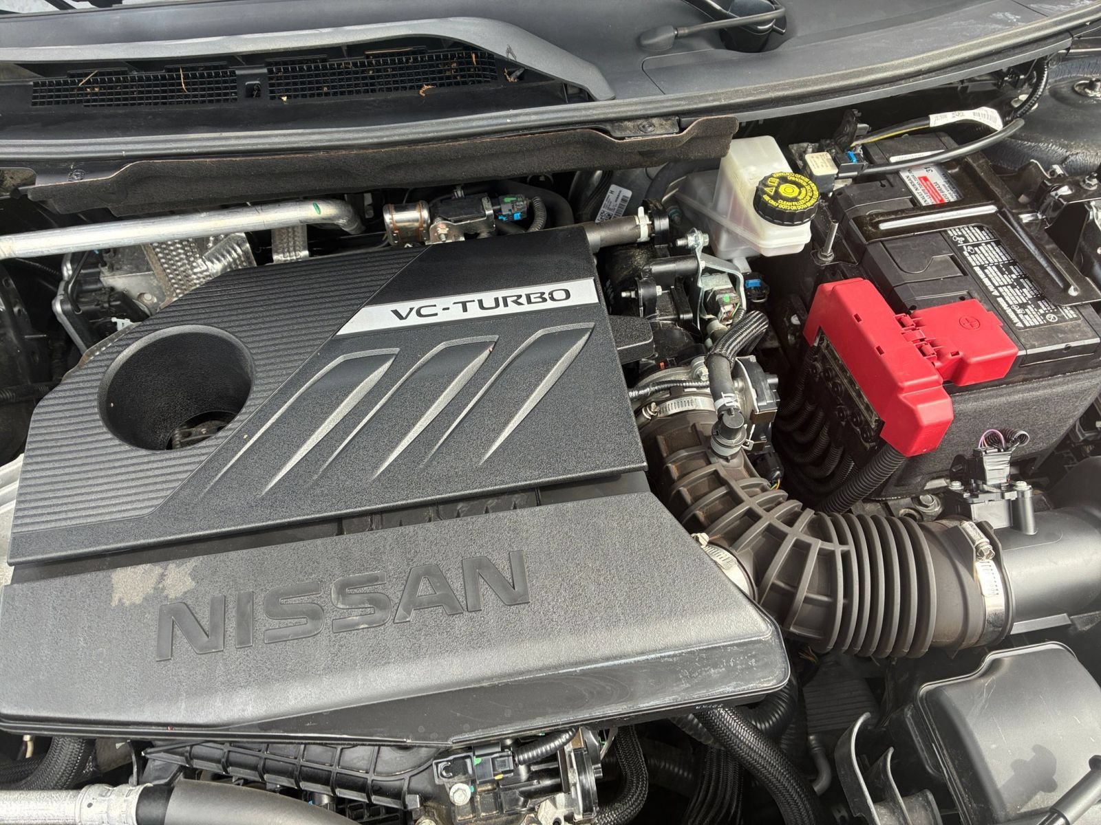 Used 2025 Nissan Rogue SV FWD image 27