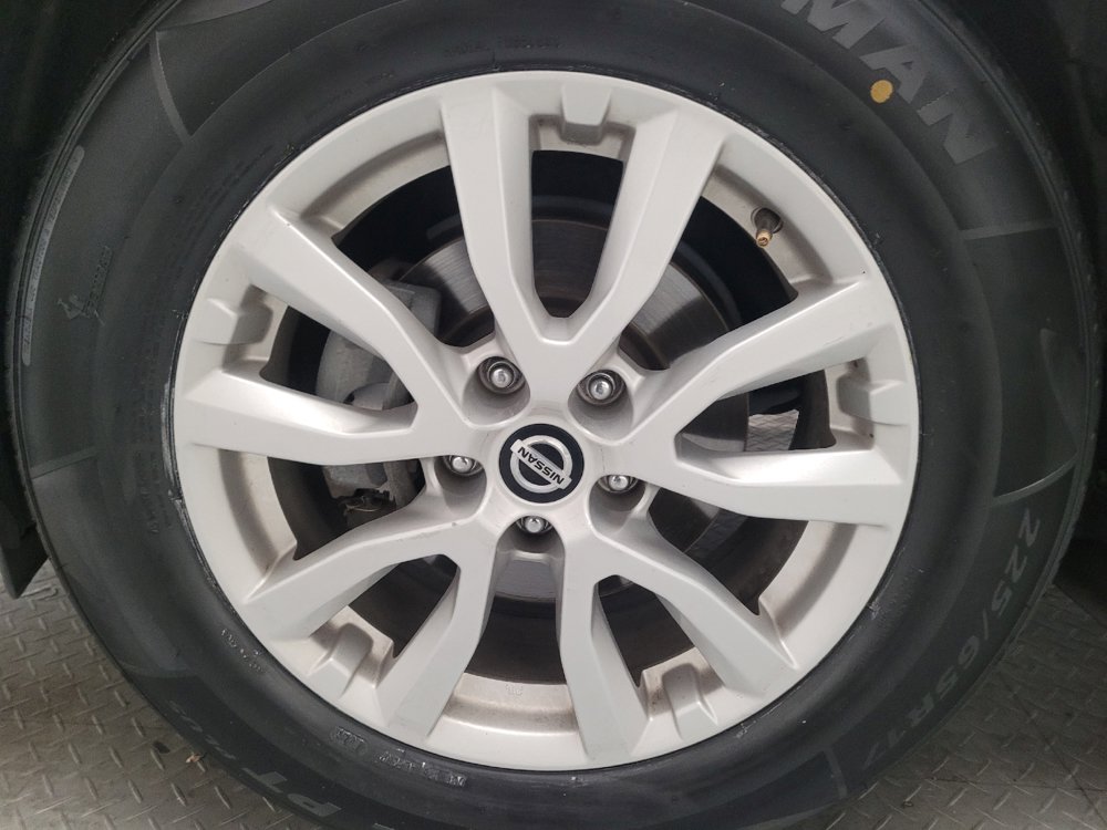 Used 2019 Nissan Rogue S w/ Special Edition Package AWD/4WD image 31