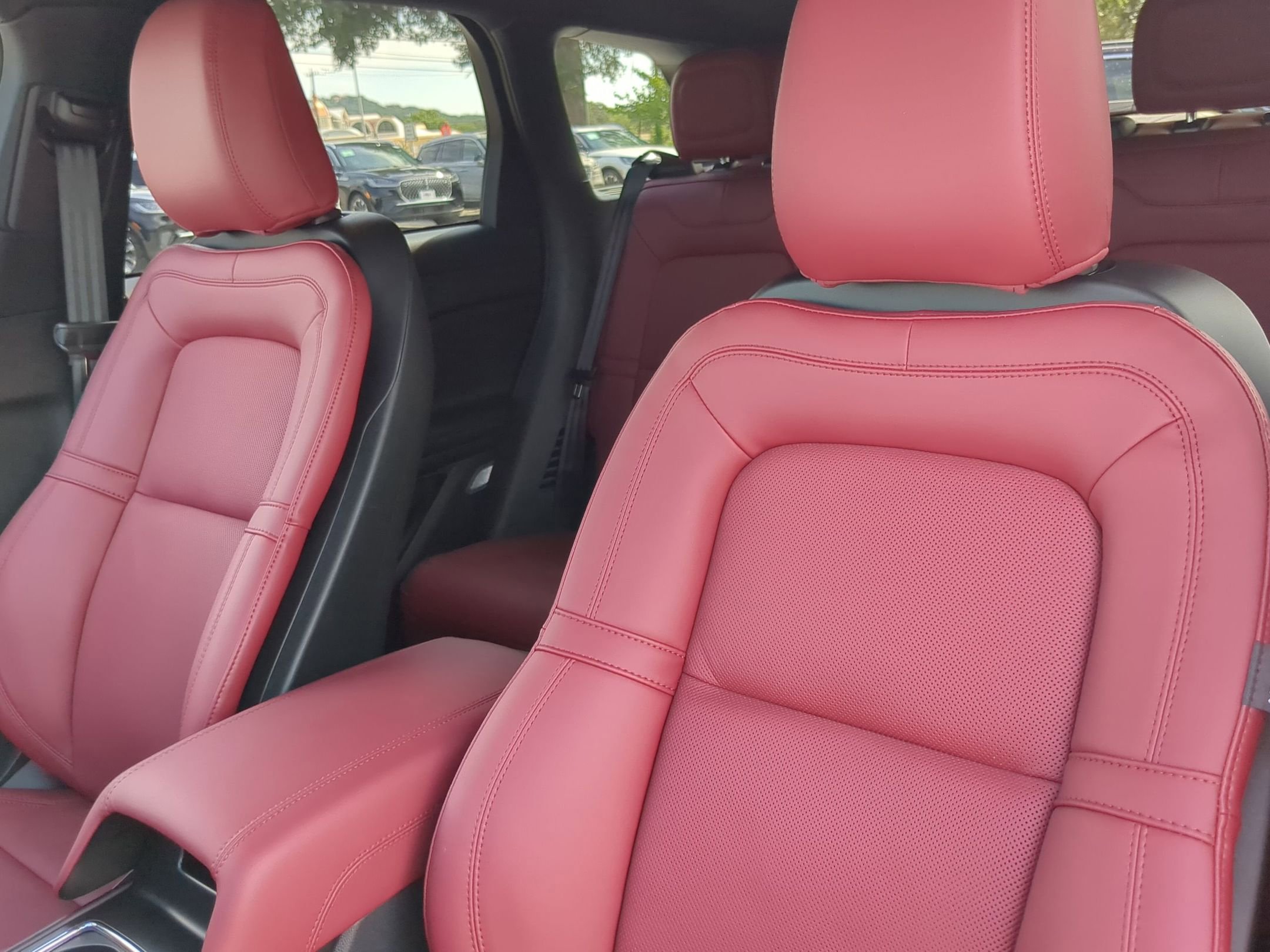 New 2026 Lincoln Corsair Reserve FWD image 10