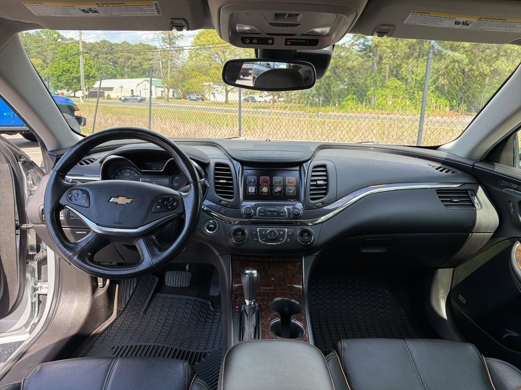 Used 2015 Chevrolet Impala LTZ FWD image 8