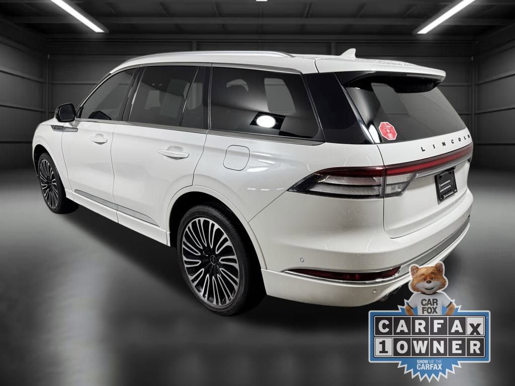 Used 2023 Lincoln Aviator Black Label w/ Dynamic Handling Package image 4