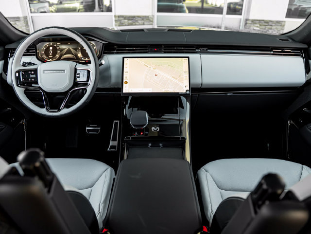 New 2027 Land Rover Range Rover Sport Dynamic SE AWD/4WD image 18